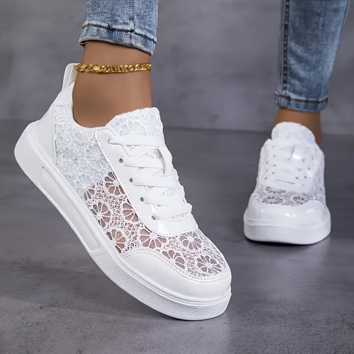Olivia | Baskets en dentelle élégantes