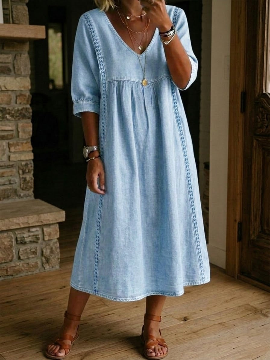 Maëlys | Robe Denim Vintage Ample avec Détails Dentelle